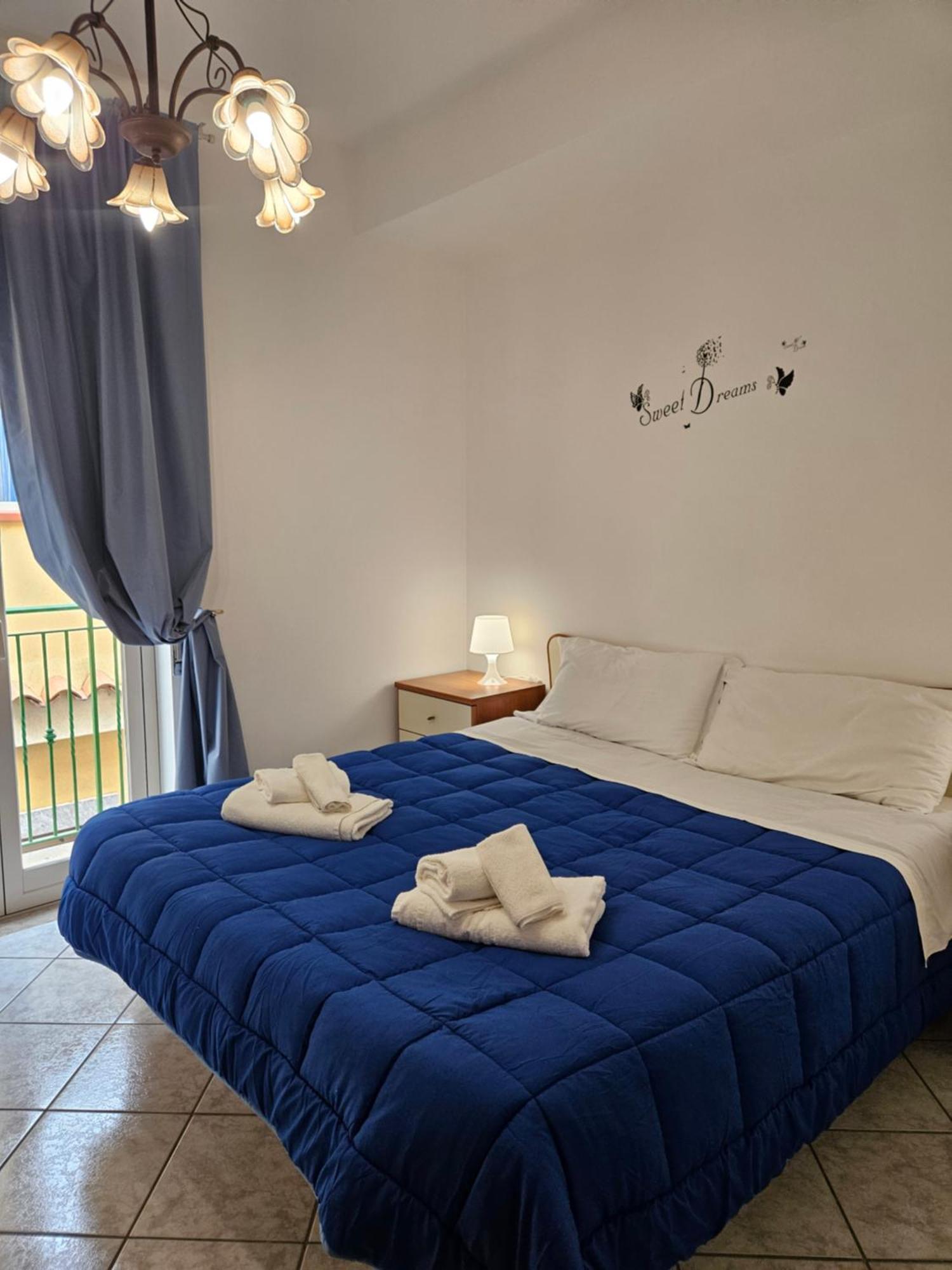 Essenze Di Sicilia Apartment - Letojanni Taormina Luaran gambar