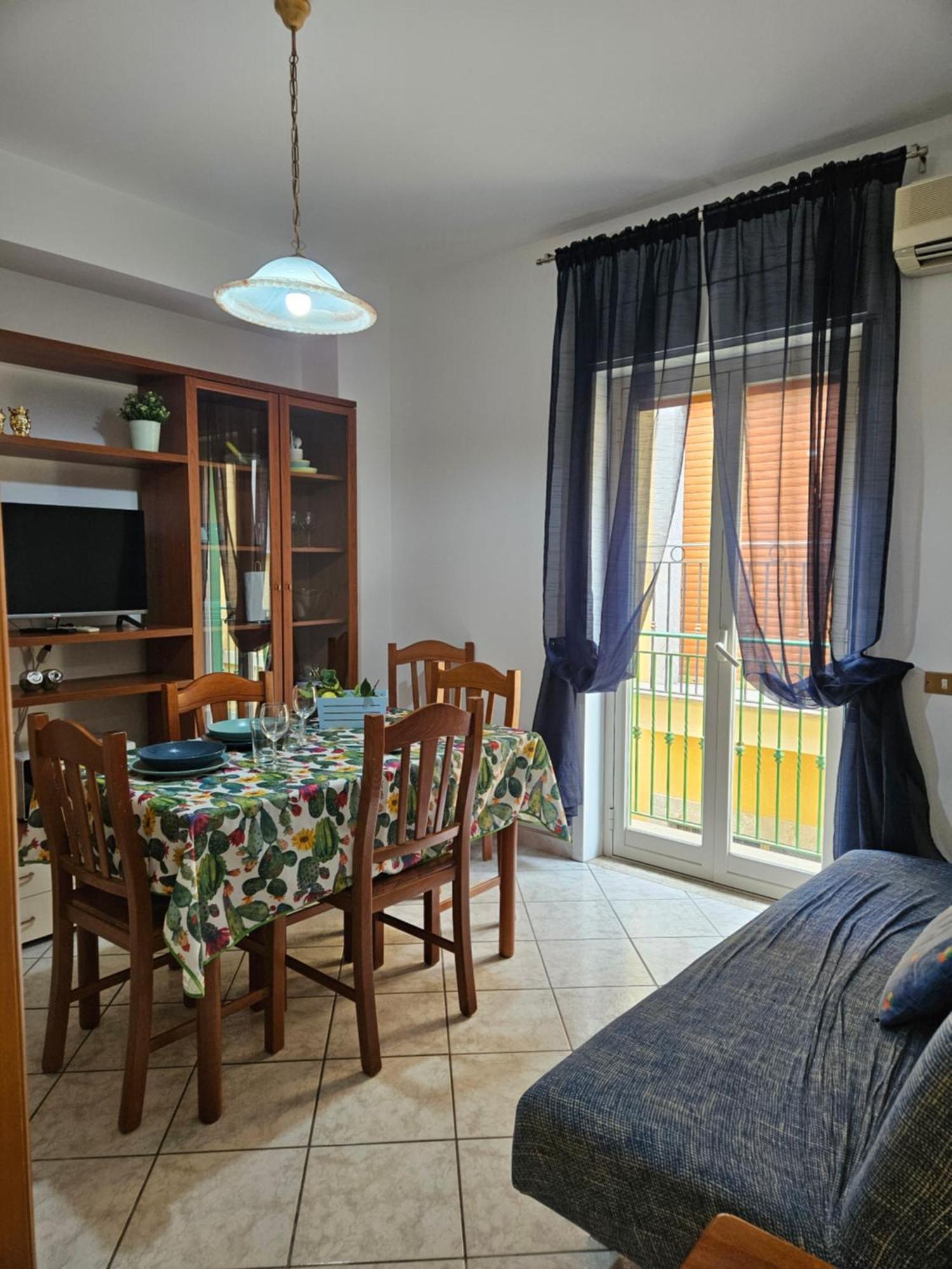 Essenze Di Sicilia Apartment - Letojanni Taormina Luaran gambar
