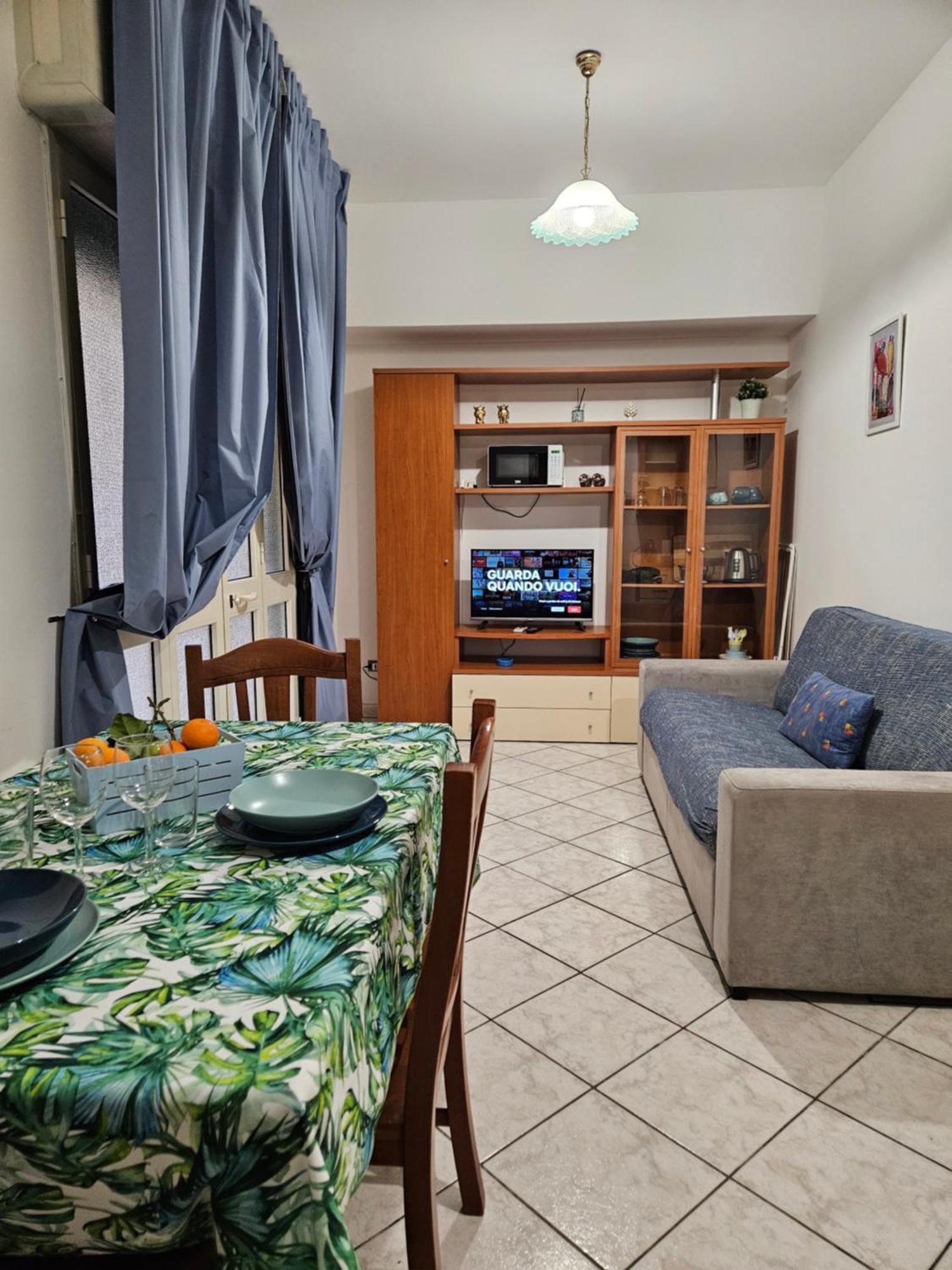 Essenze Di Sicilia Apartment - Letojanni Taormina Luaran gambar